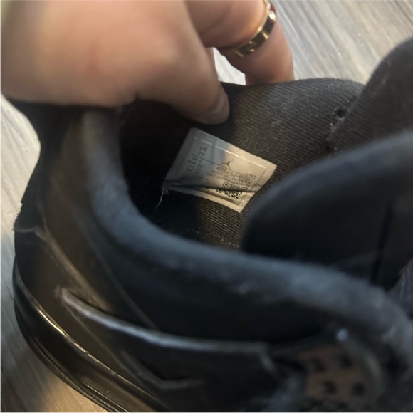 Authentic black cat Jordan 4s - Picture 5 of 9
